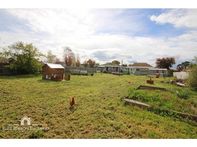 17 Kent Street, Sebastopol VIC 3356