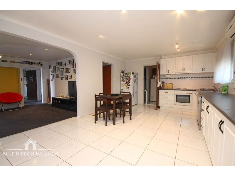 476 Gillies Street, Wendouree VIC 3355