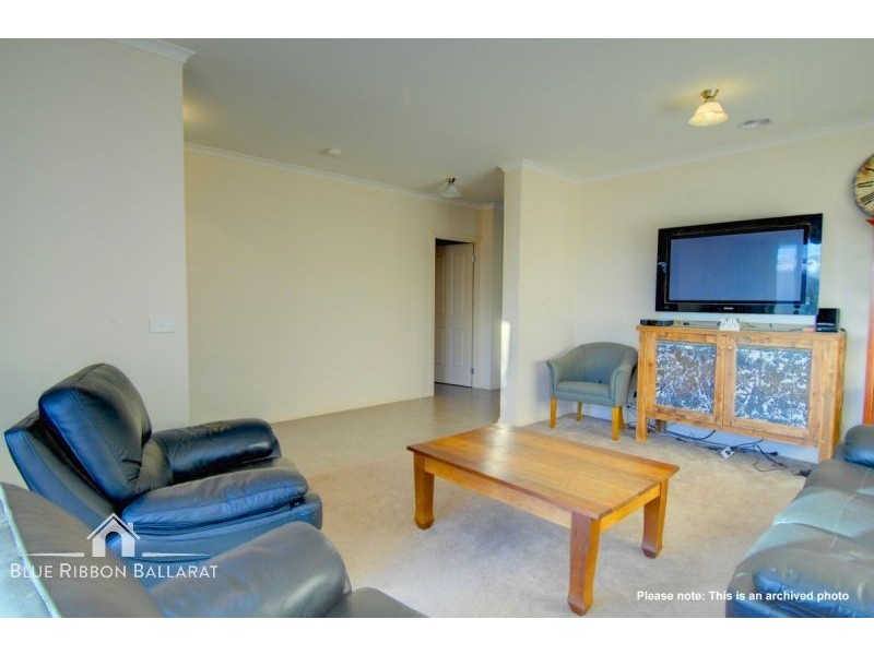 9 Canadian Crescent, Canadian VIC 3350