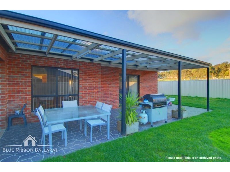 9 Canadian Crescent, Canadian VIC 3350