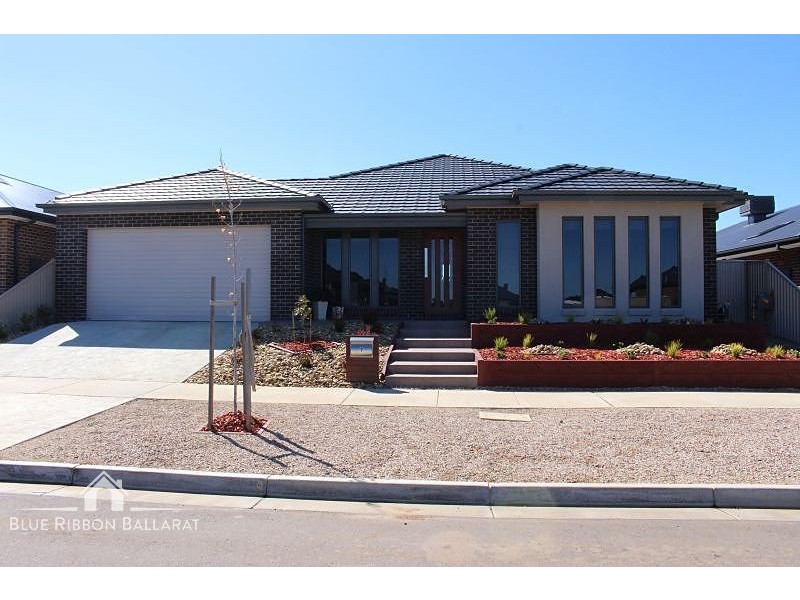 9 Carrum Street, Alfredton VIC 3350