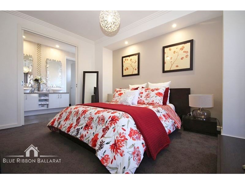 9 Carrum Street, Alfredton VIC 3350