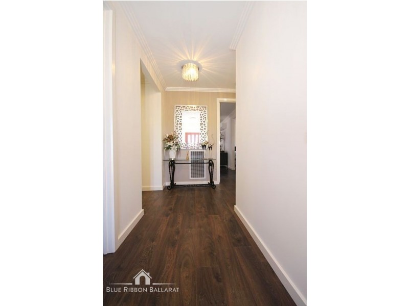 9 Carrum Street, Alfredton VIC 3350