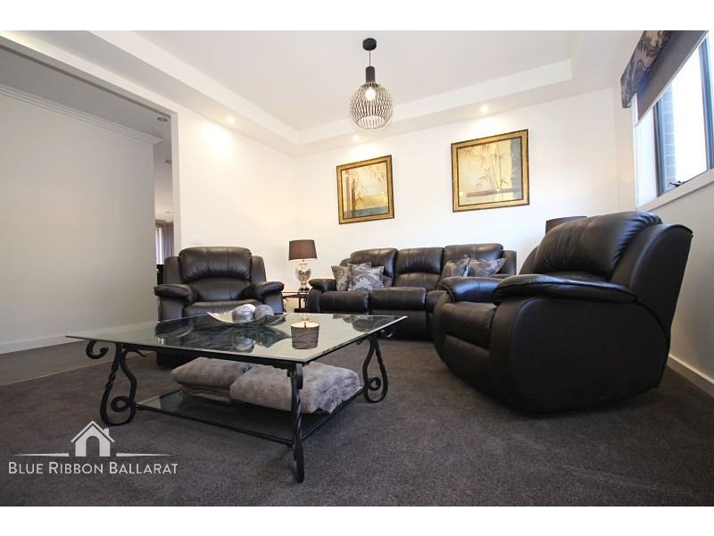 9 Carrum Street, Alfredton VIC 3350