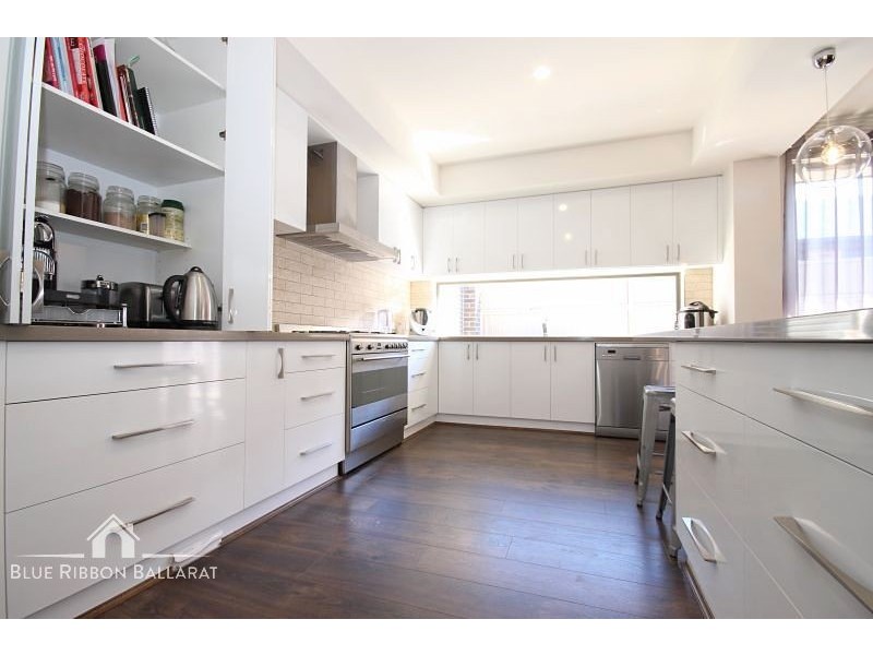 9 Carrum Street, Alfredton VIC 3350