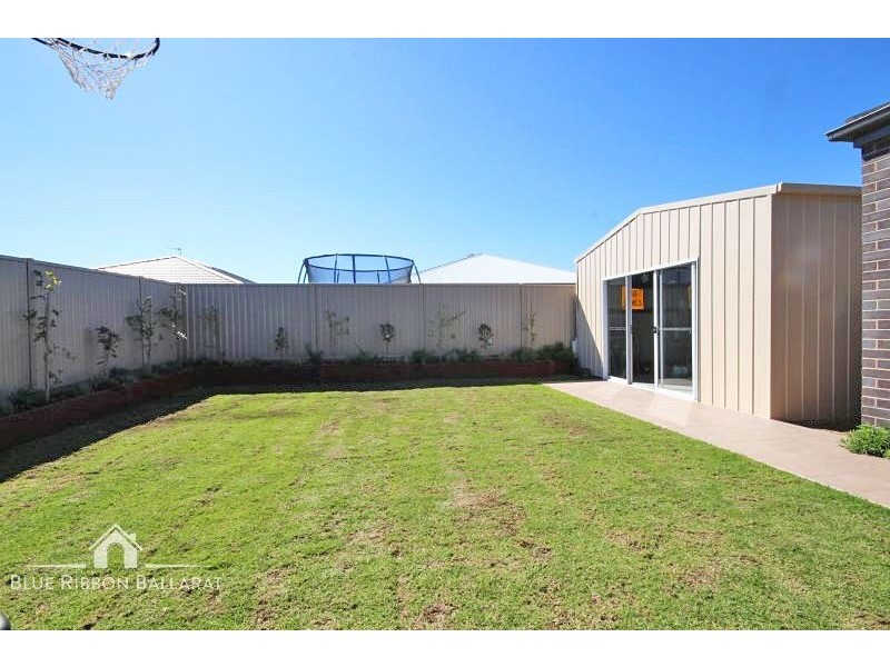 9 Carrum Street, Alfredton VIC 3350