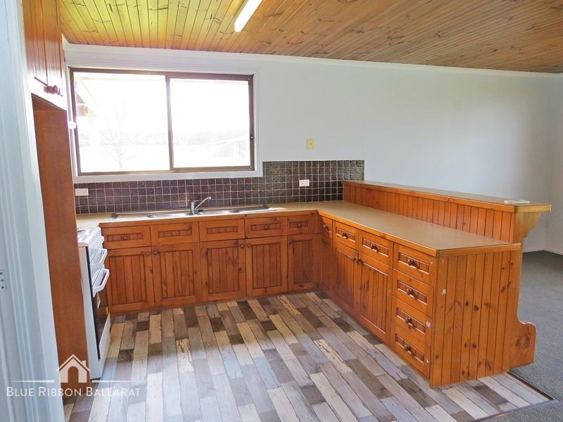 99 Pitfield Scarsdale Road, Scarsdale VIC 3351