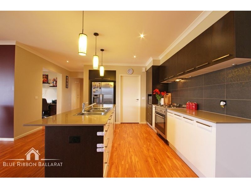 36 Canopy Avenue, Alfredton VIC 3350