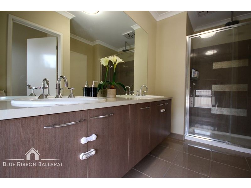 36 Canopy Avenue, Alfredton VIC 3350