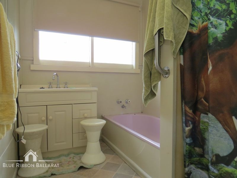 137 Pitfield Scarsdale Road, Scarsdale VIC 3351