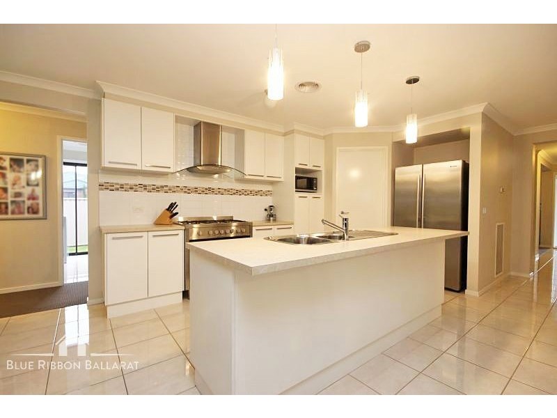 15 Countess Road, Delacombe VIC 3356