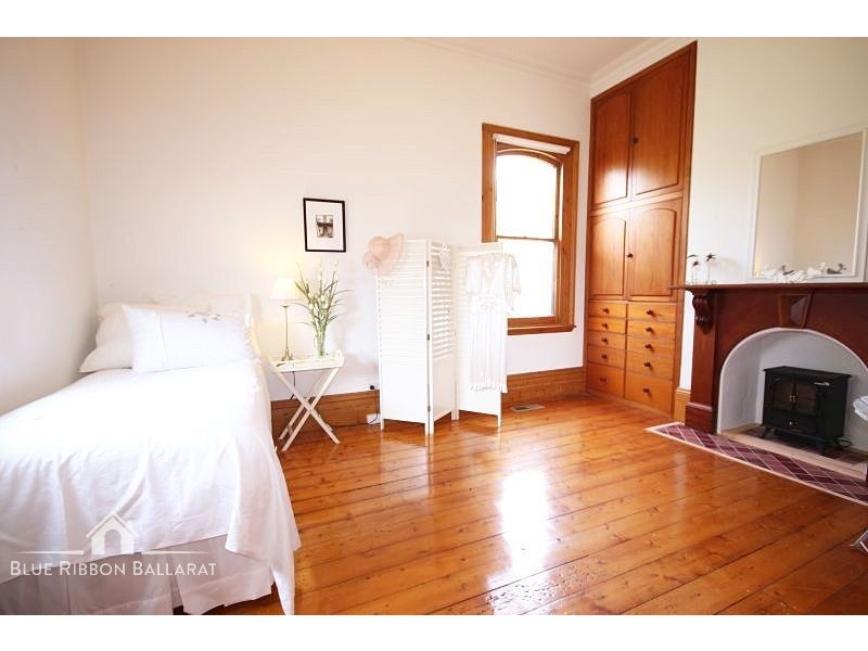 64 Sussex Street, Linton VIC 3360