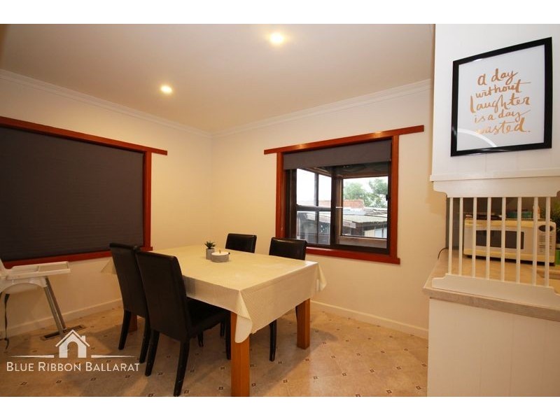 24 Ivanhoe Street, Wendouree VIC 3355