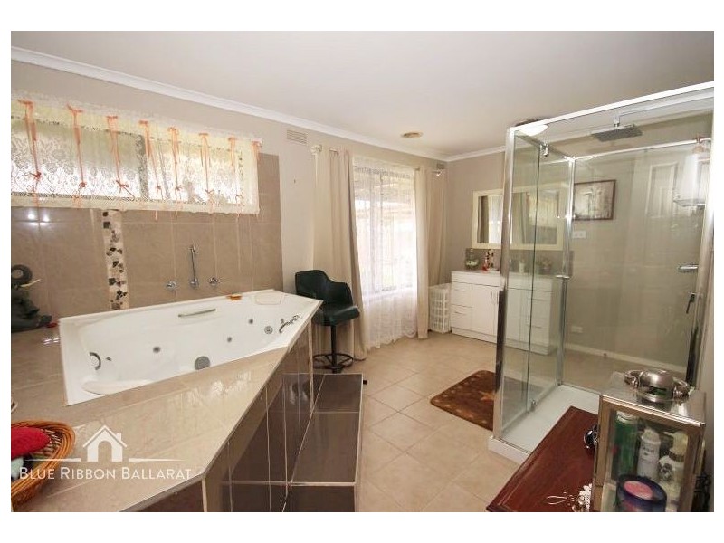 414 – 416 Learmonth Road, Mitchell Park VIC 3355