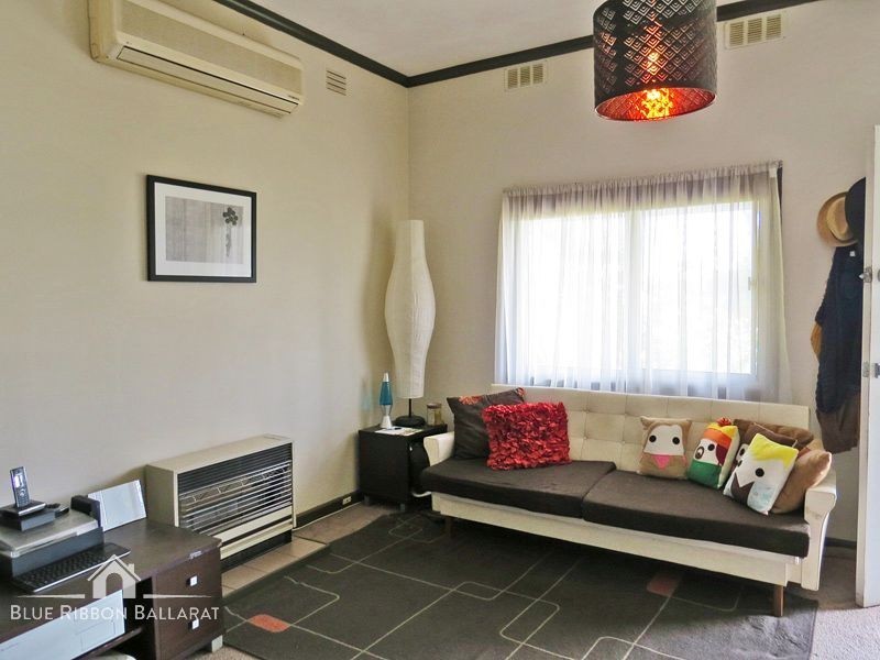 8 Lal Lal Street, Golden Point VIC 3350