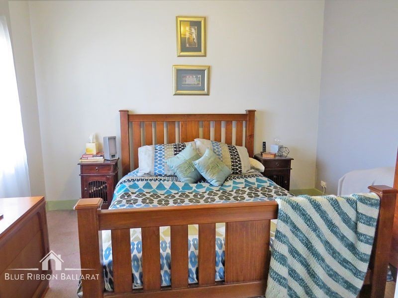 8 Lal Lal Street, Golden Point VIC 3350