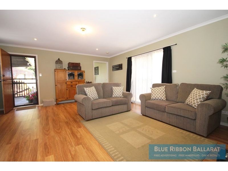 4 King Drive, Sebastopol VIC 3356