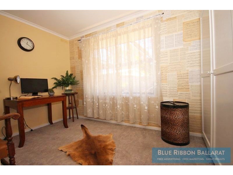 4 King Drive, Sebastopol VIC 3356