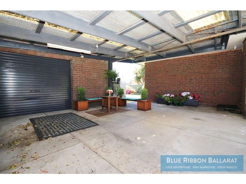 4 King Drive, Sebastopol VIC 3356