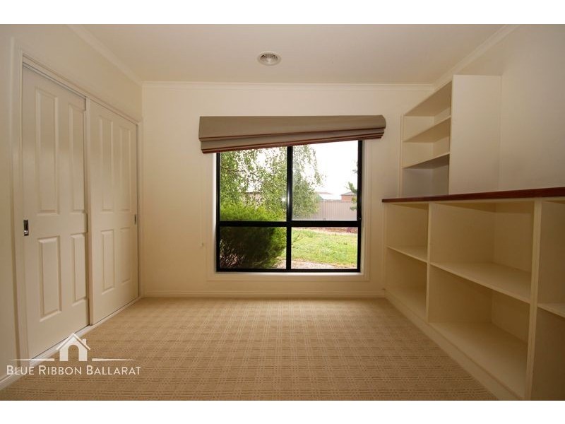 23 Scarborough Crescent, Alfredton VIC 3350