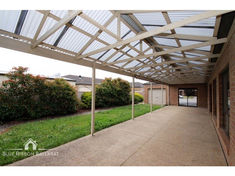 23 Scarborough Crescent, Alfredton VIC 3350