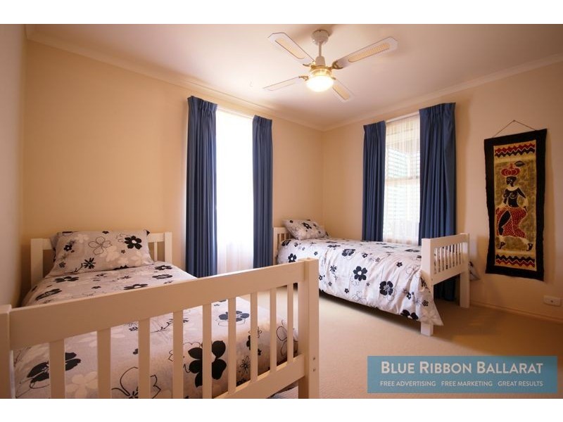 21 Caddy Drive, Creswick VIC 3363