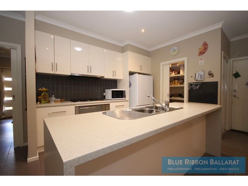 7 Copeworth Court, Alfredton VIC 3350