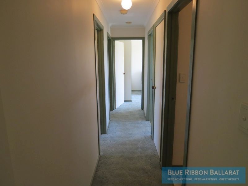 17 West Street, Clunes VIC 3370