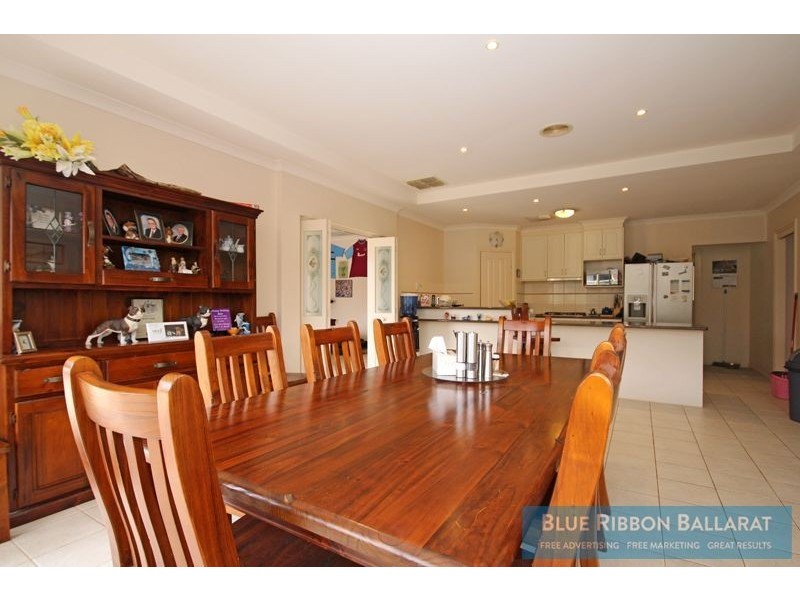 15 Scarborough Crescent, Alfredton VIC 3350