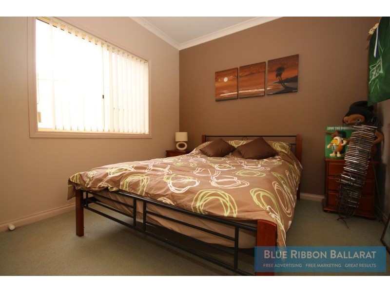 15 Scarborough Crescent, Alfredton VIC 3350