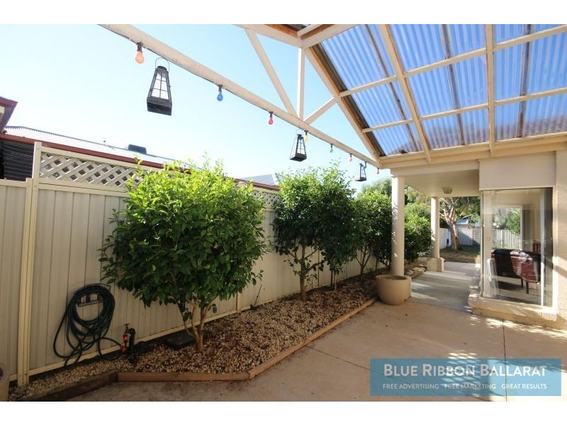 15 Scarborough Crescent, Alfredton VIC 3350