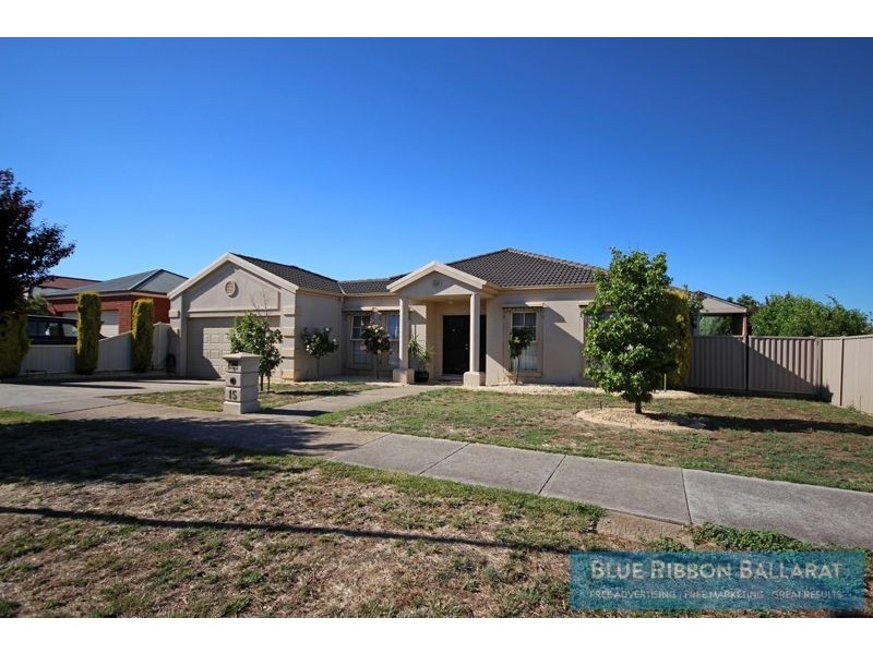 15 Scarborough Crescent, Alfredton VIC 3350