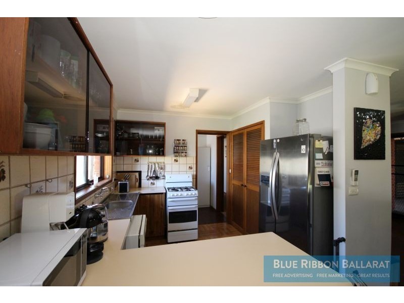 18 Bray Street, Sebastopol VIC 3356