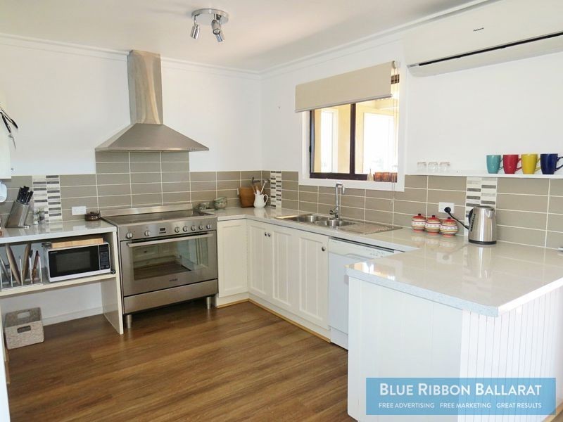 64 Exchequer Road, Cape Clear VIC 3351