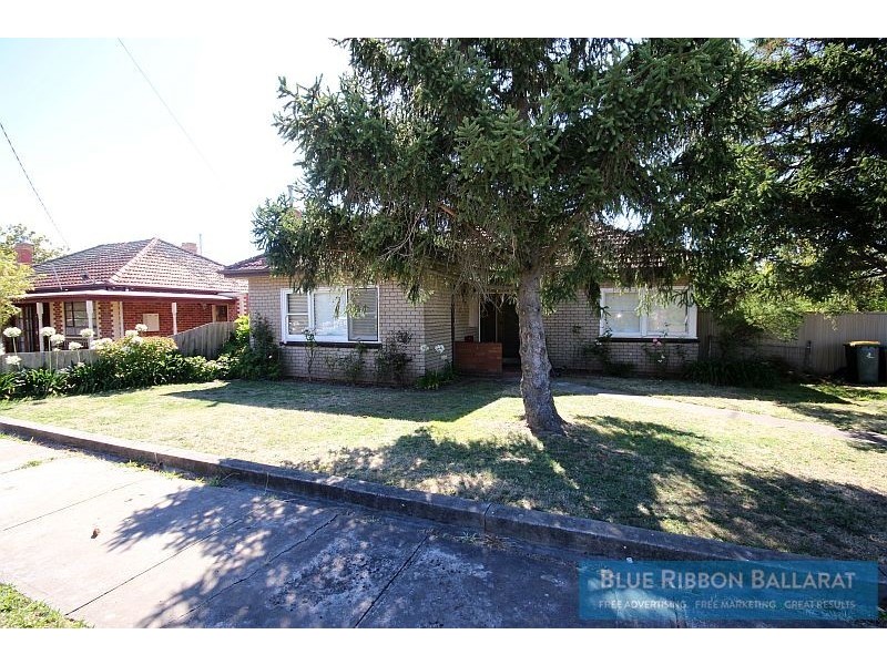 28 Oak Street, Wendouree VIC 3355