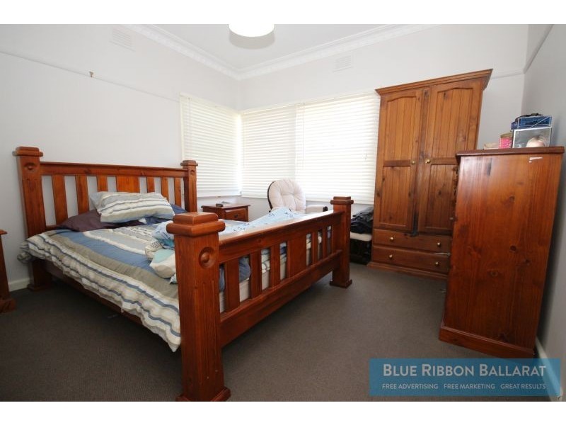 28 Oak Street, Wendouree VIC 3355
