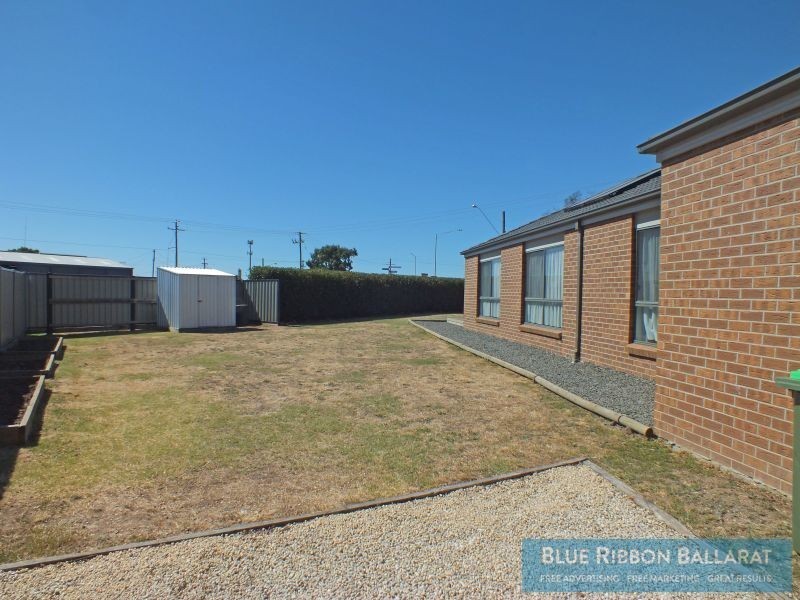 15 Macquarie Close, Delacombe VIC 3356