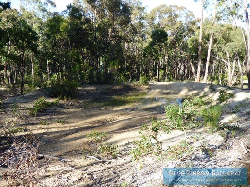 15 McCallums Road, Scarsdale VIC 3351