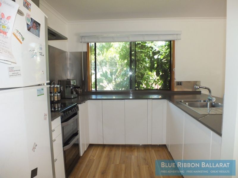 59 Urquhart Street, Gordon VIC 3345