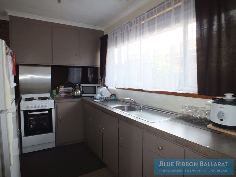 3/6 Marilyn Street, Wendouree VIC 3355