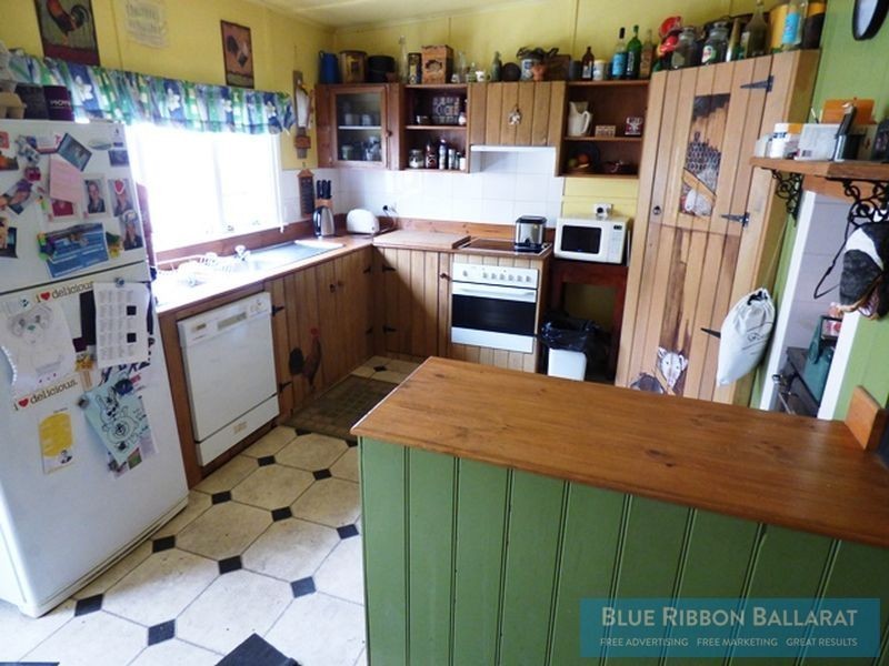 63 Montgomery Street, Skipton VIC 3361