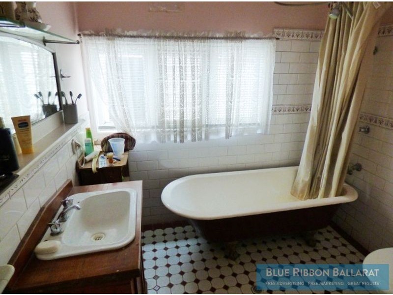 63 Montgomery Street, Skipton VIC 3361