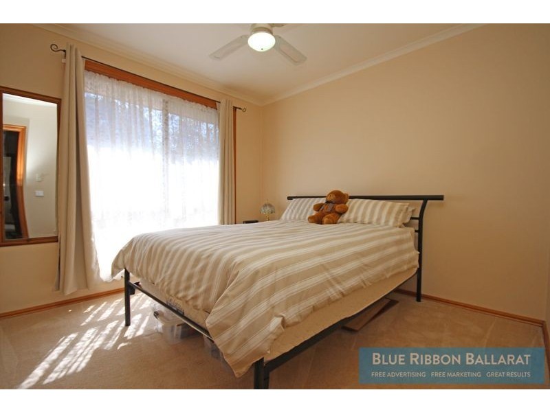 105 Finlay Street (Off Ryan Street), Brown Hill VIC 3350