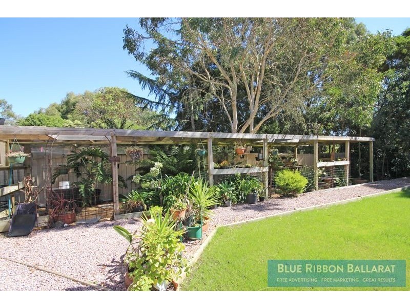 105 Finlay Street (Off Ryan Street), Brown Hill VIC 3350