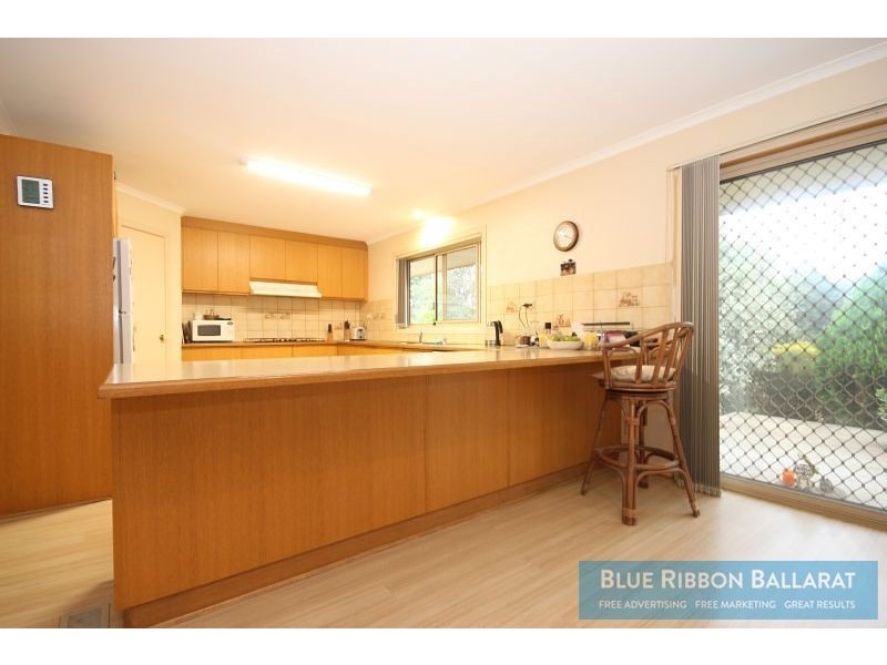 6 Houston Street, Daylesford VIC 3460