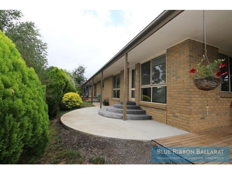 6 Houston Street, Daylesford VIC 3460