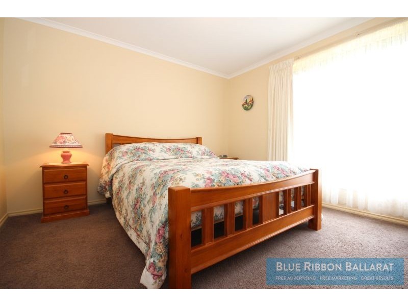 12 The Outlook, Ballarat VIC 3350