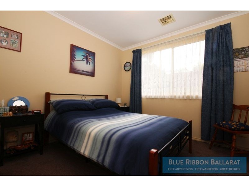 12 The Outlook, Ballarat VIC 3350
