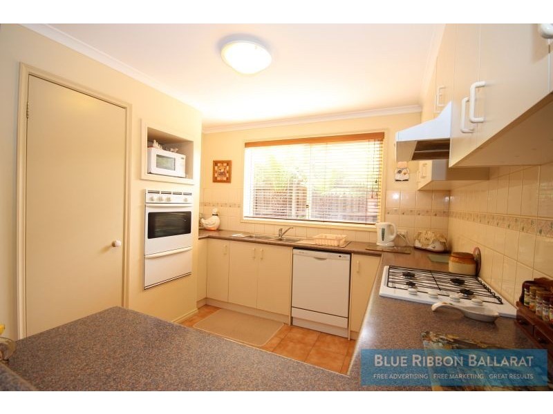 12 The Outlook, Ballarat VIC 3350