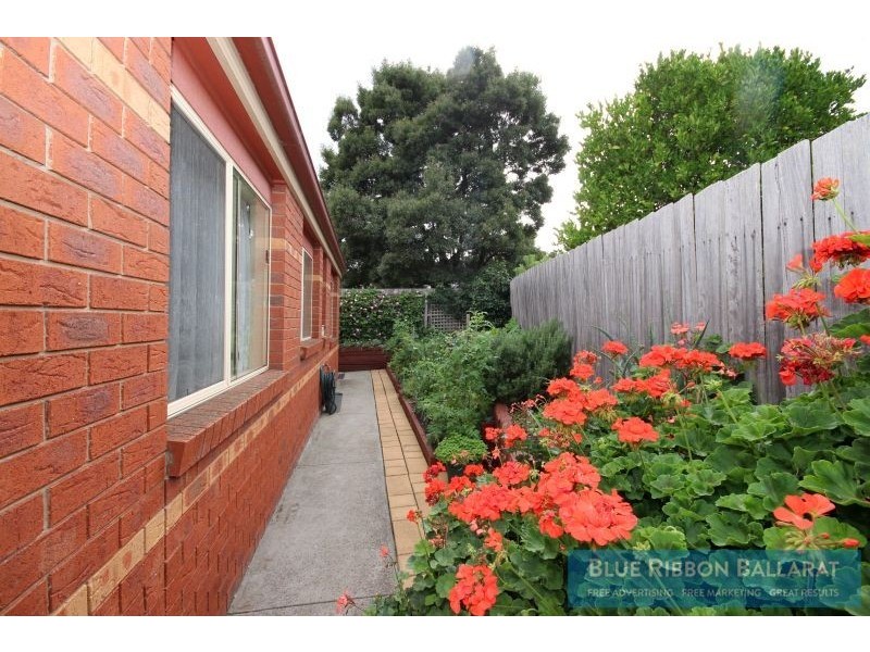12 The Outlook, Ballarat VIC 3350